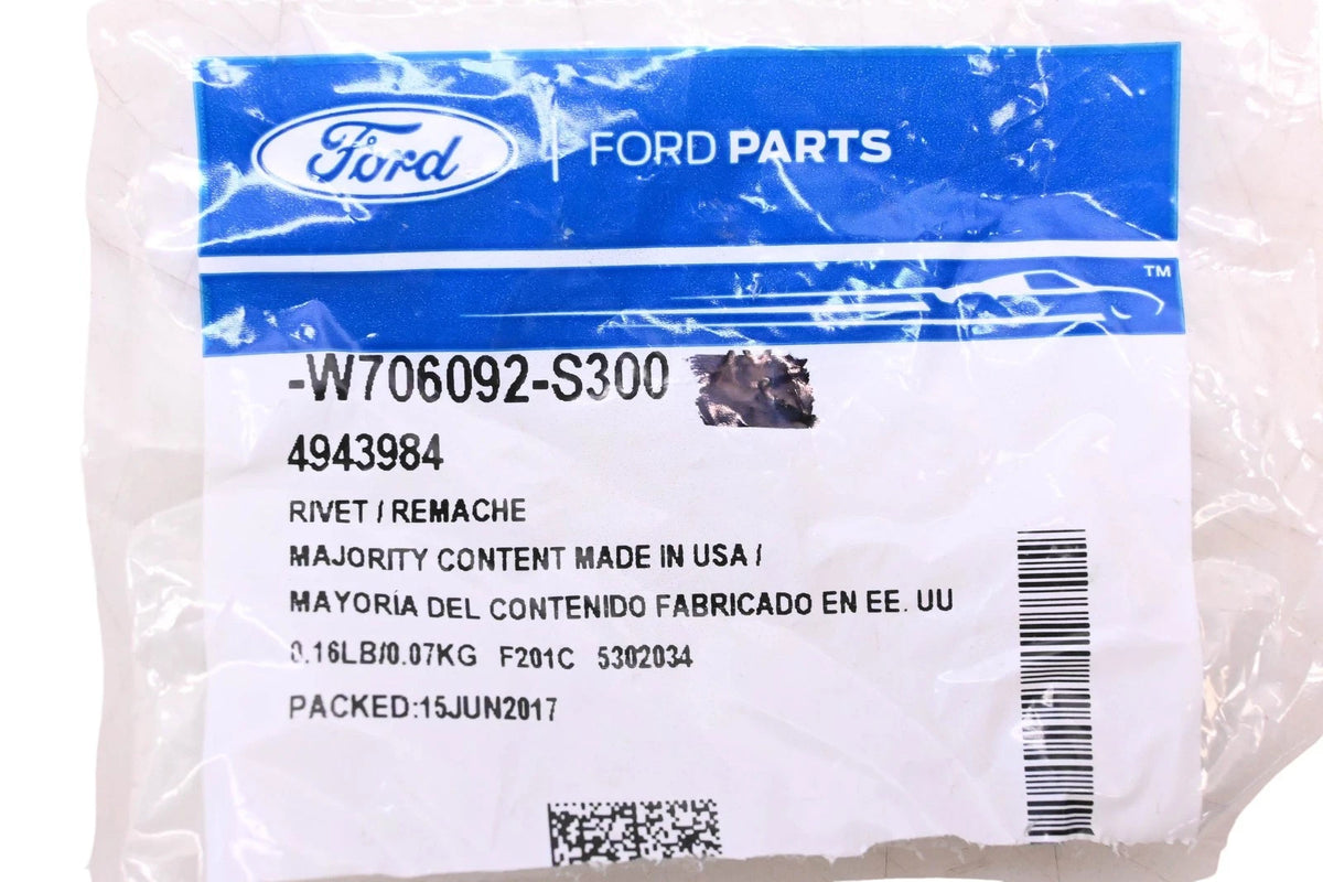 Set of 2 Mount Clip Rivets for Ford (W706092-S300, 4943984)