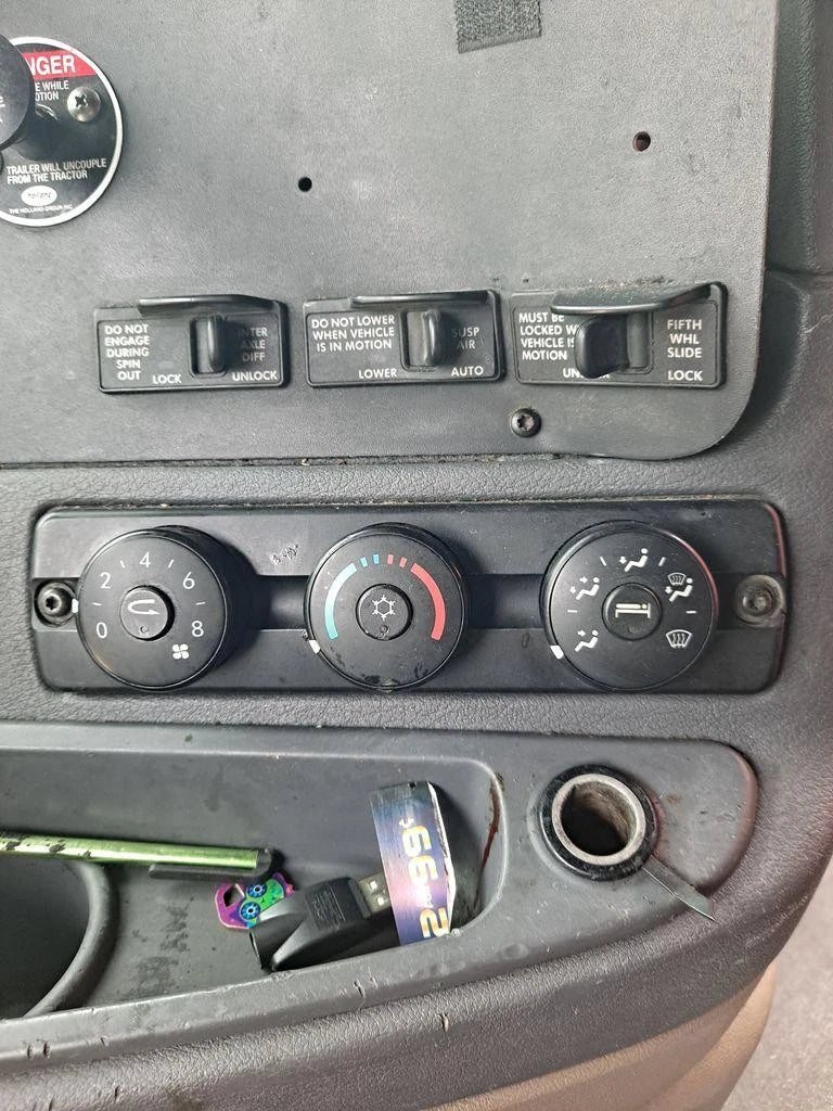 Temperature Control for Freightliner Cascadia 125 (2016)
