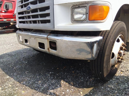 Bumper for Ford F800 (1999)