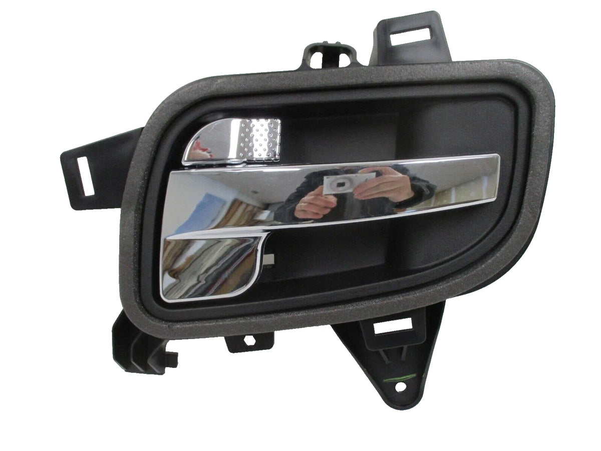 Inside Chrome RH Door Handle for International (OEM 2593958C1, 2593958C3)