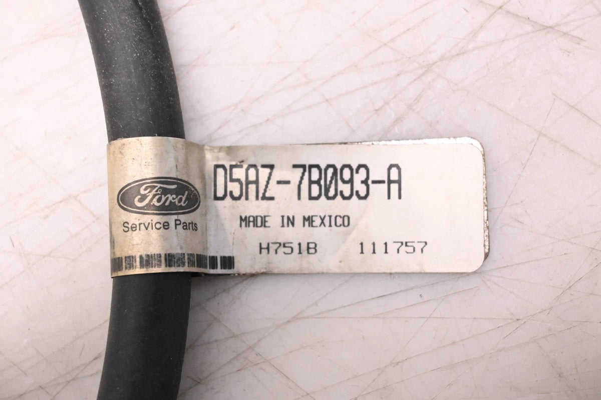 Transmission Oil Cooler Return Line for Ford (D5AZ-7B093-A)
