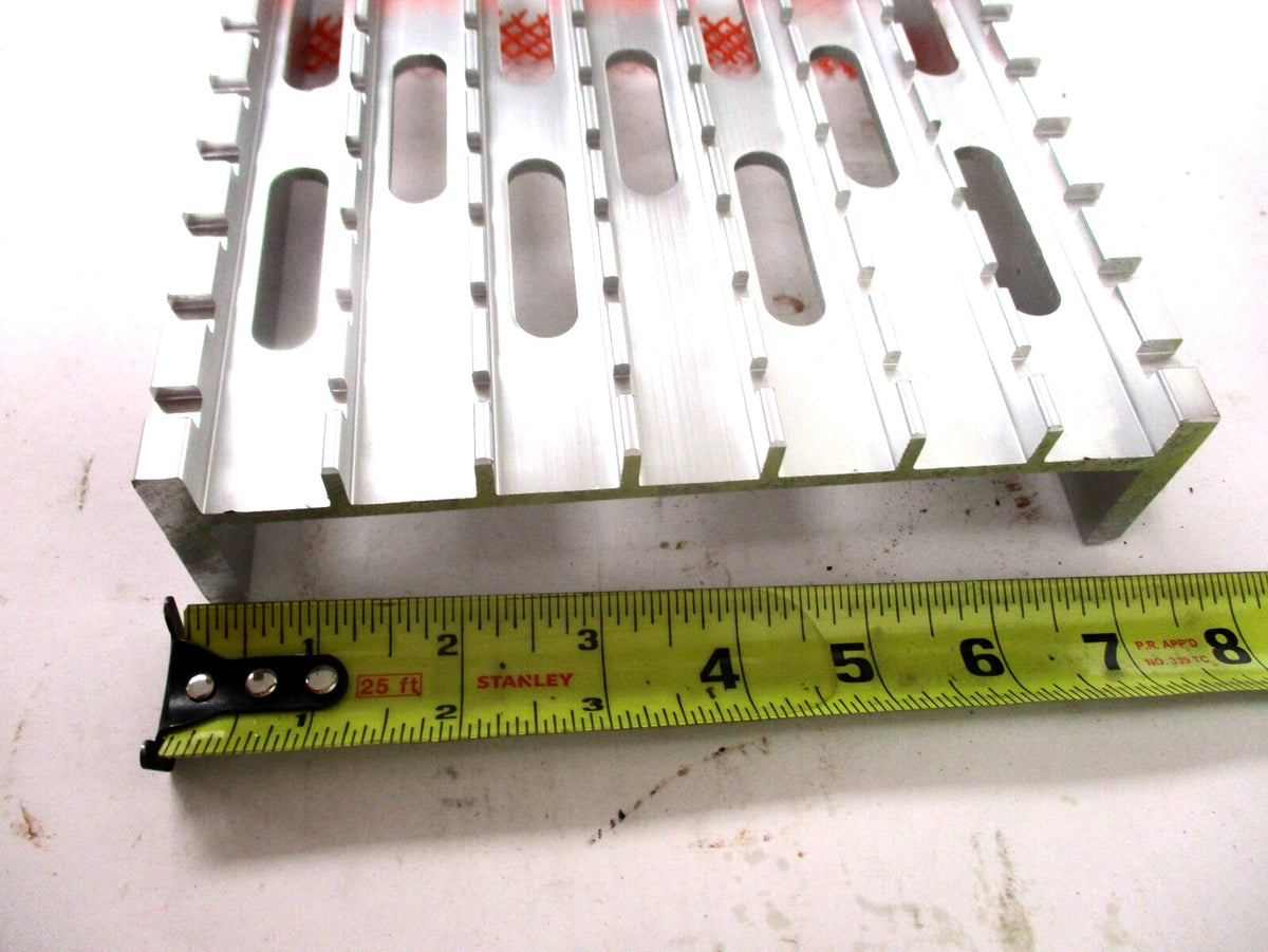 OEM Aluminum Battery Box Tool Step for International (3541356C1)