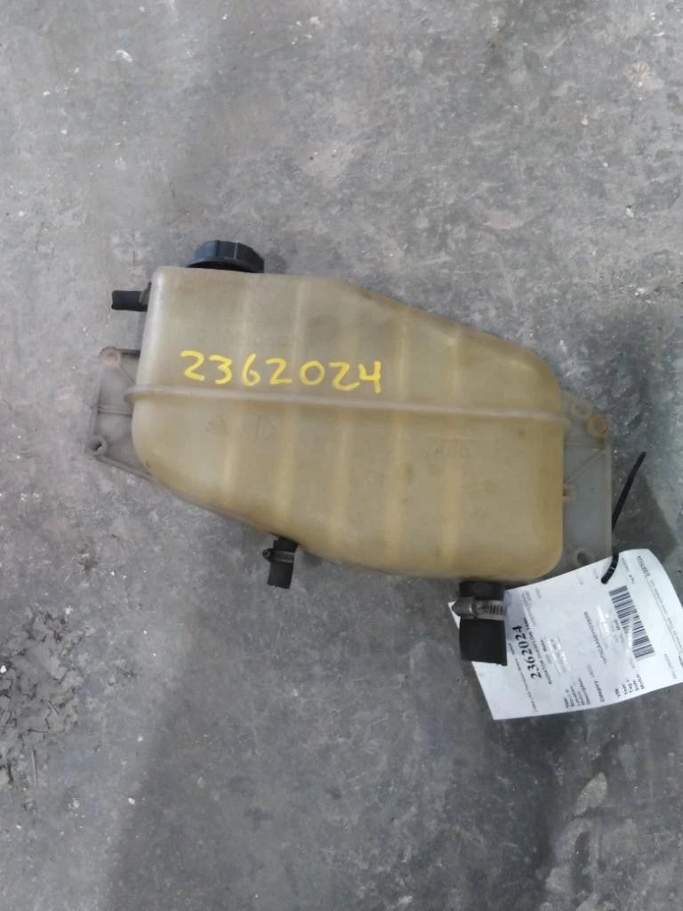 Radiator Overflow Tank for International 4700 (2000)