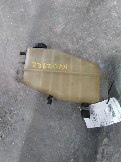 Radiator Overflow Tank for International 4700 (2000)