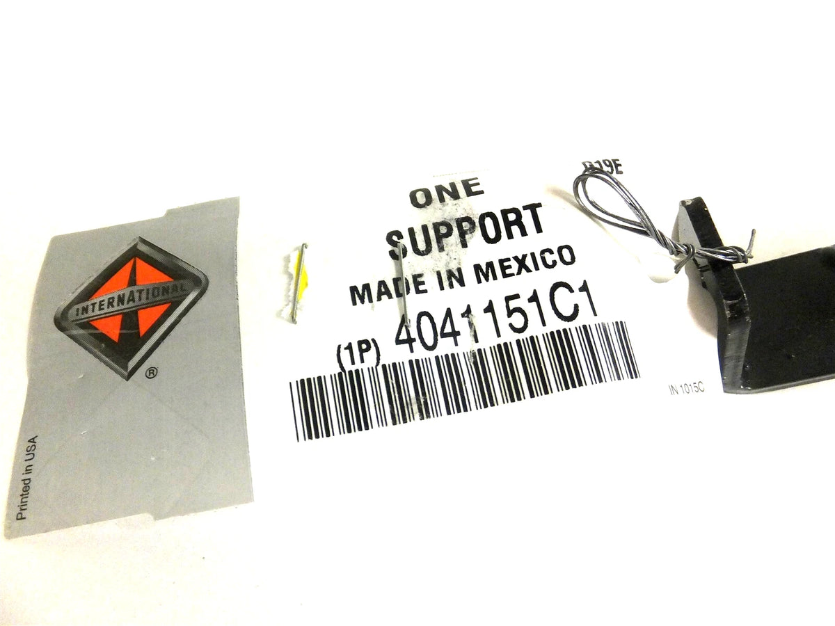 Upper Rear Panel Support Bracket for International (4041151C1)