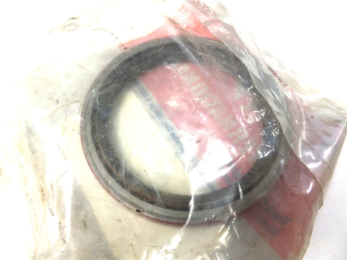 OEM T-Case Oil Seal for International (1677622C1)