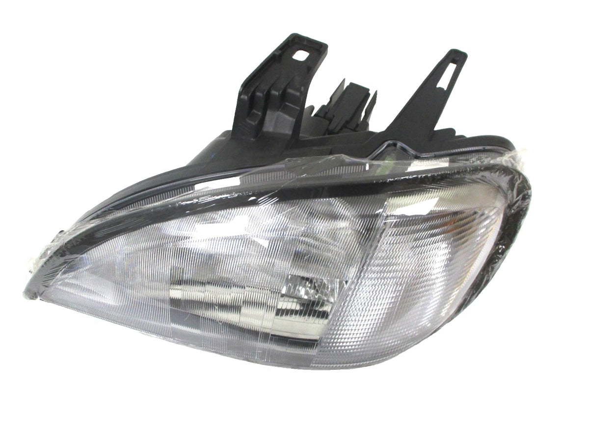 LH Head Light for Freightliner Columbia (2003–2010) A06-32496-006
