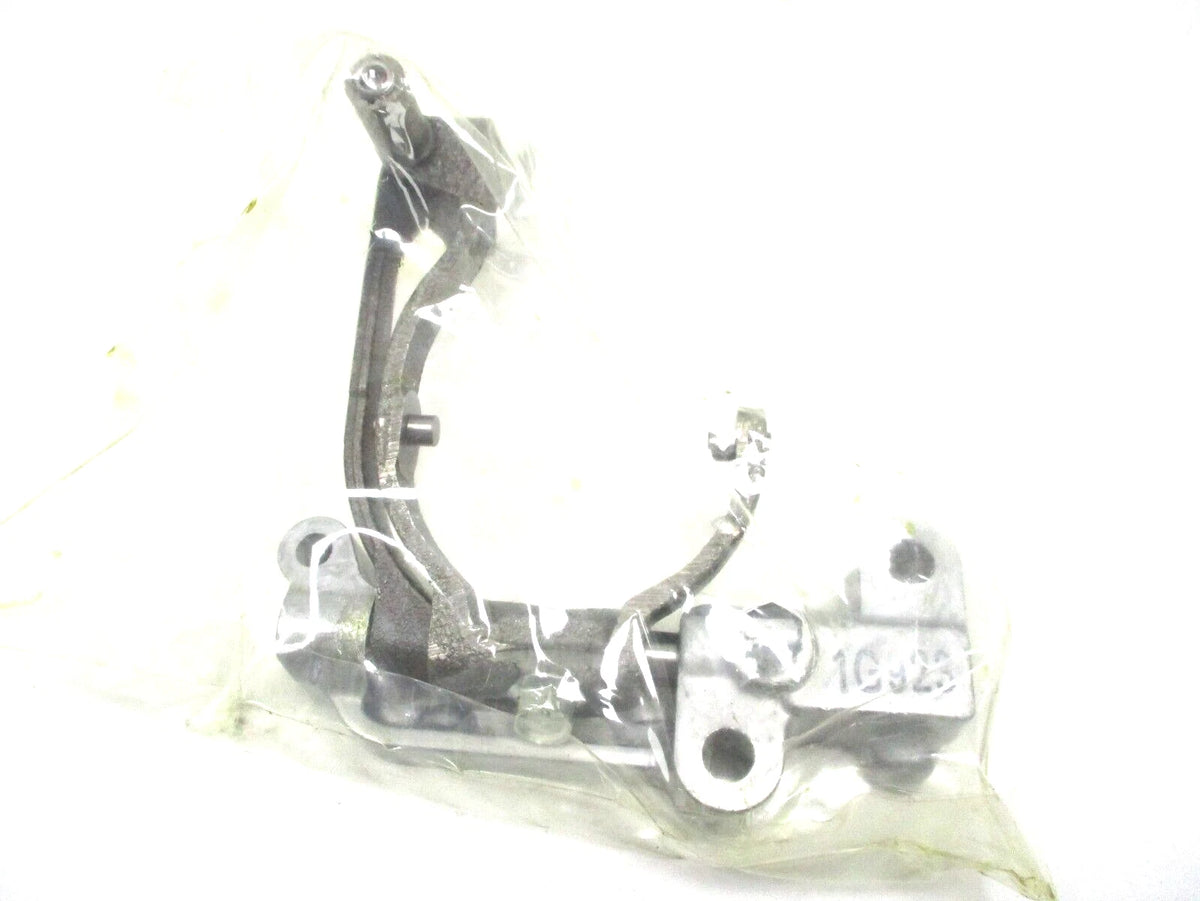 Lever Fork Assembly for Kubota D1503 D1703 V2003 (1G923-56050, 6685588)