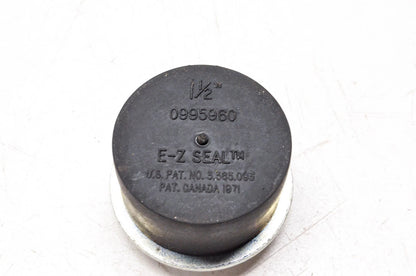 E-Z Seal 1.5" Plug for SAE AP2 (1999–1999)