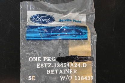 Retainer Bracket for Ford (E8TZ-13454A24-D)