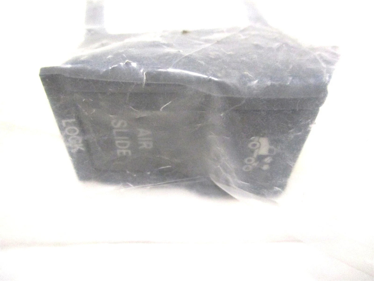 A12-26539-008 Fifth Wheel Slide Dash Valve Switch for Freightliner