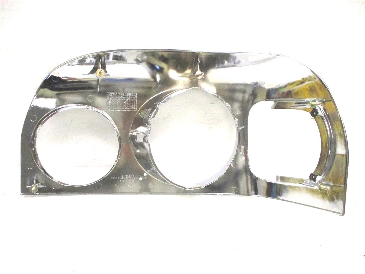 Headlamp Bezel for Freightliner Century (1996–2005) A06-20711-005