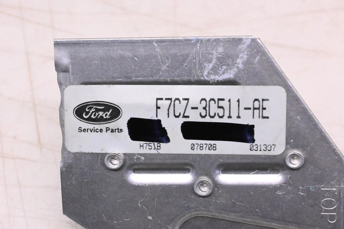 Power Steering Pump Support Bracket for Ford (F7CZ-3C511-AE)