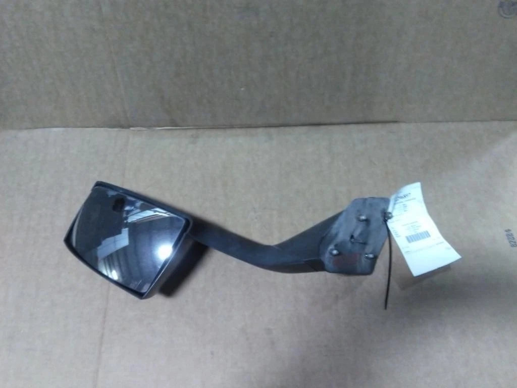 Right Fender/Hood Mirror for Volvo VNL (2008)