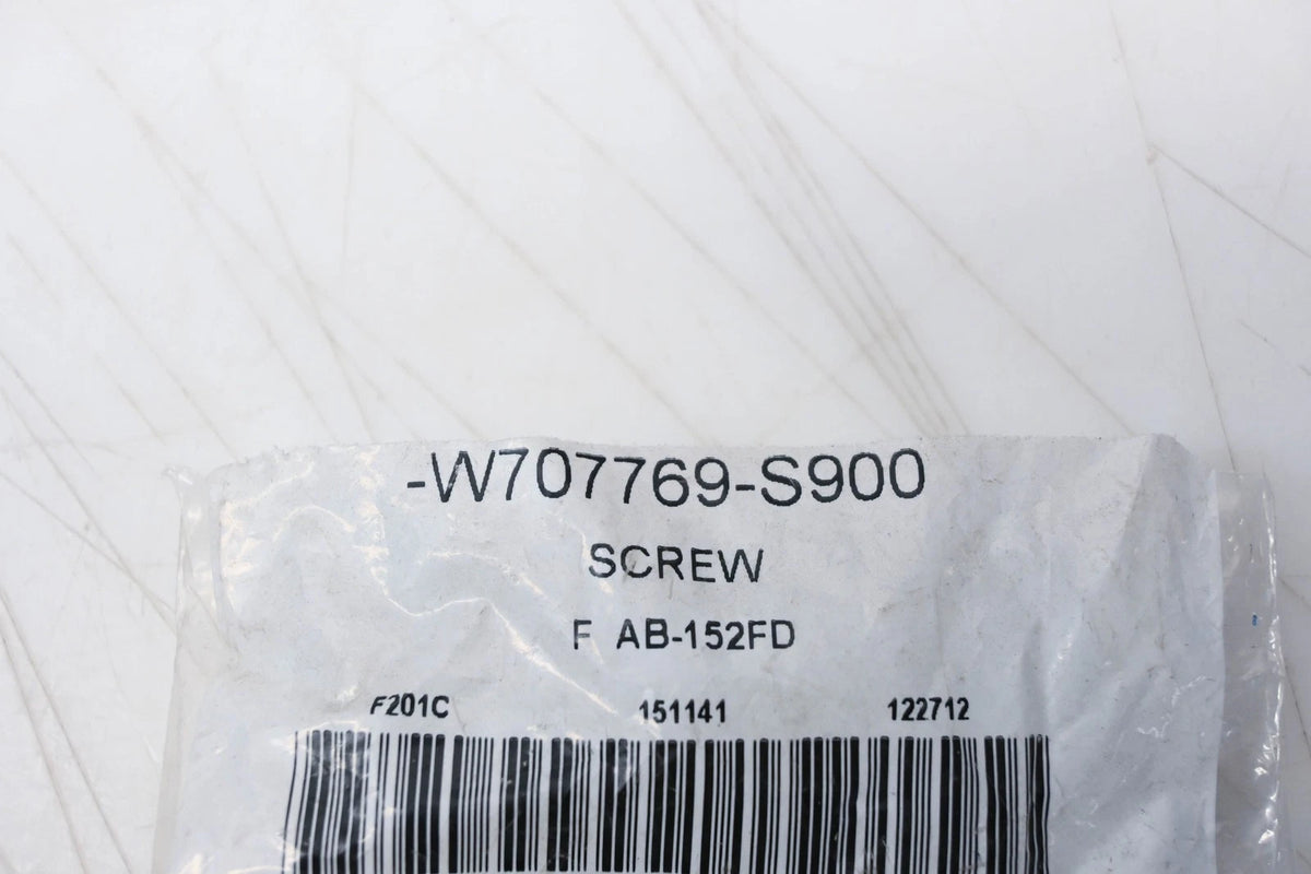 Pivot Bolt for Ford (W707769-S900)