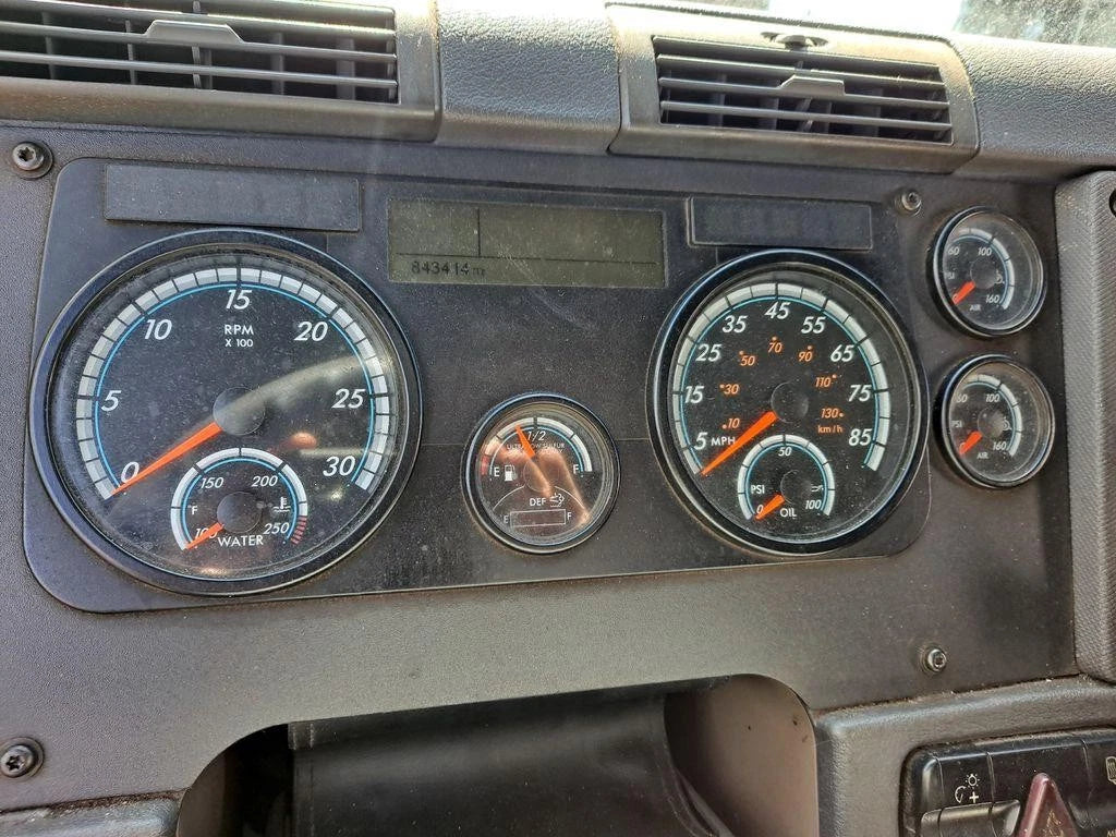 Instrument Cluster for Freightliner Cascadia 125 (2016)