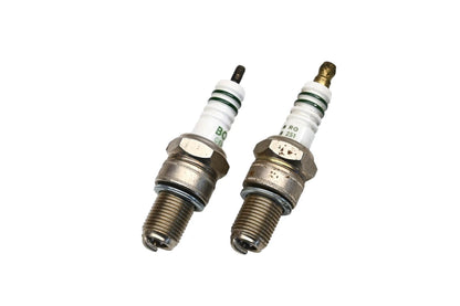 2X Bosch Spark Plugs for