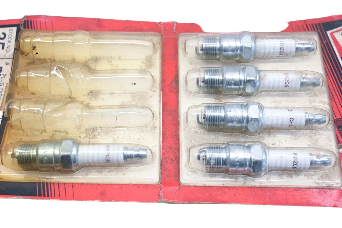 5X Champion RV12C6 Spark Plugs for RV (NOS)
