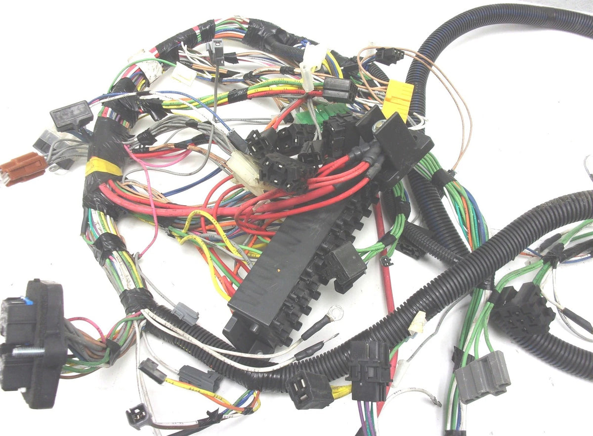 Main Wire Harness for International (2004252C91, 2004252C92)