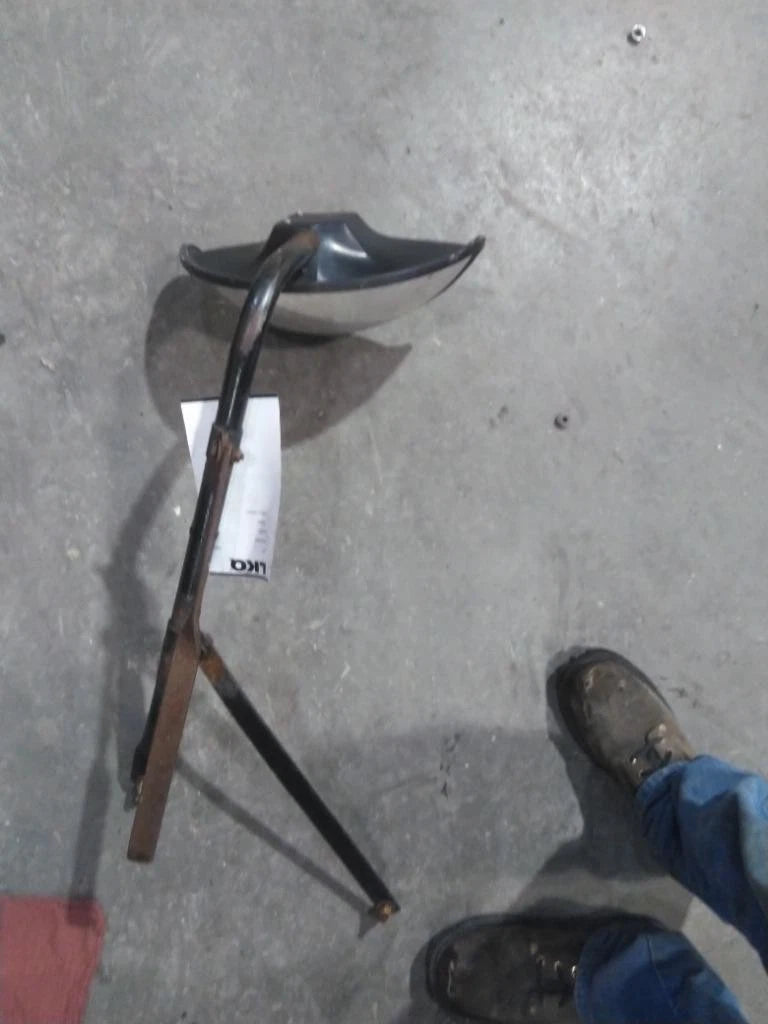 Left Fender/Hood Mirror for International 7400 (2006)
