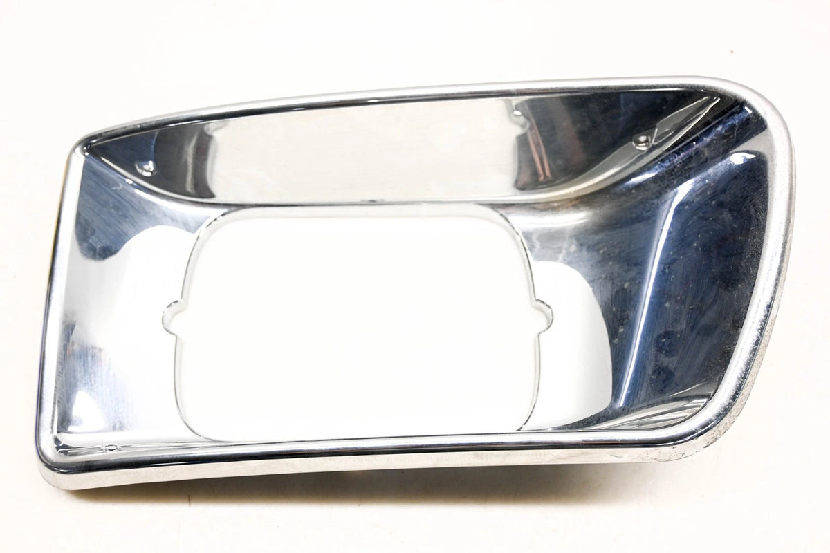 Headlamp Bezel for Kenworth L18-1002 (NOS)