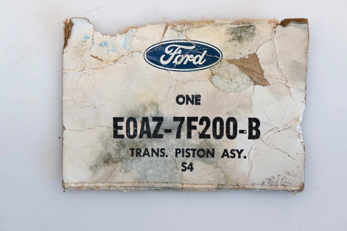 Transmission Overdrive Servo Piston & Rod Assembly for