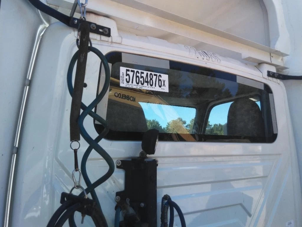 Back Glass for International RH (2022)