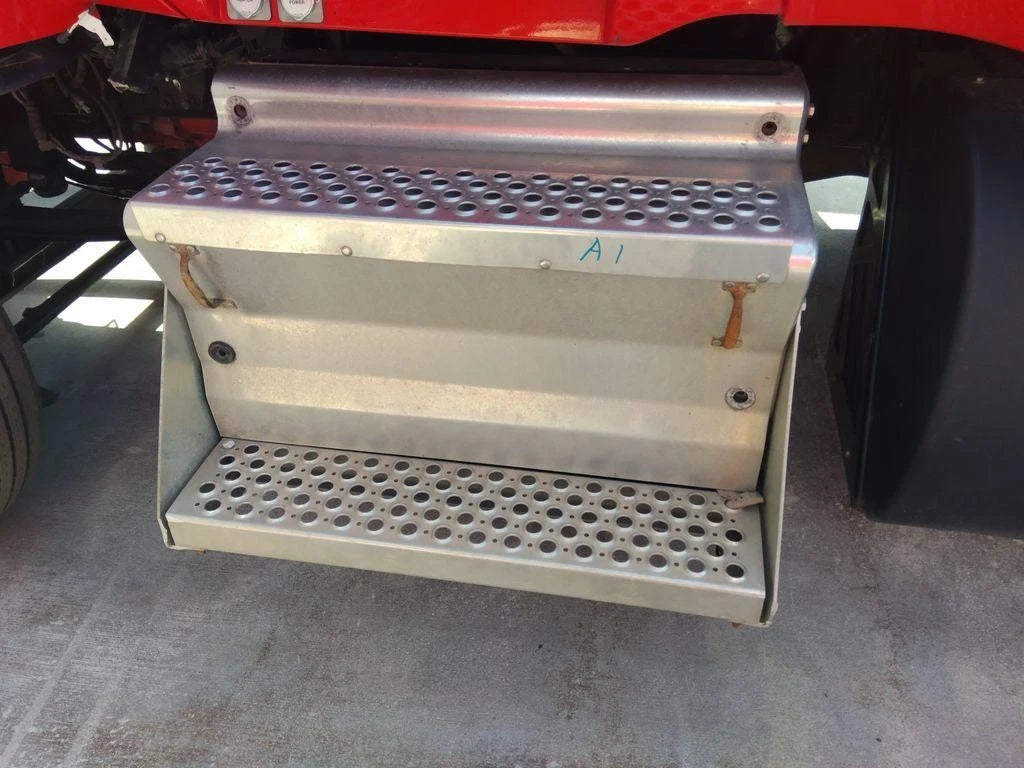 Battery Box for Kenworth T680 (2022)