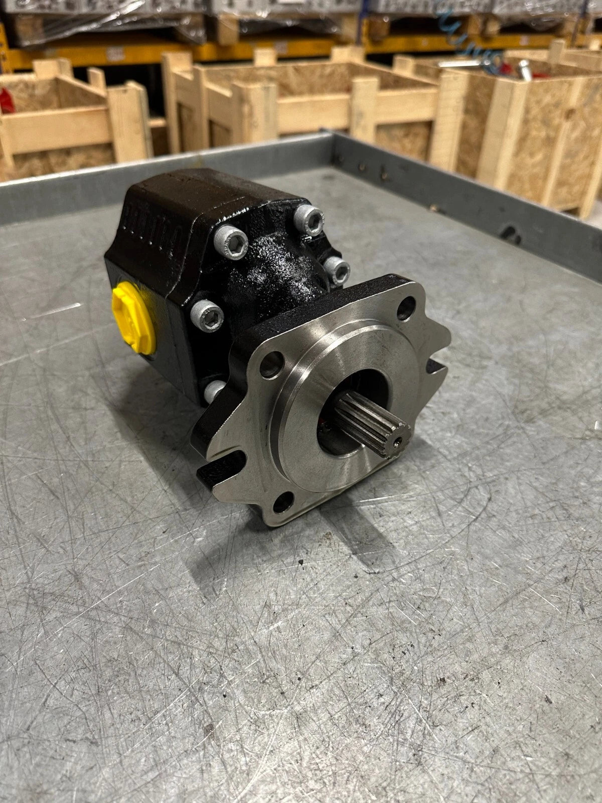 Hydraulic Gear Pump 26 GPM for SAE-B 13T (Bidirectional, 2465 psi)