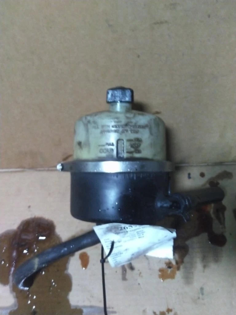 Power Steering Reservoir for Peterbilt 348 (2017)