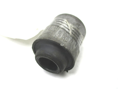 Hood Mounting Insulator for International (1668950C1, 557164C1)
