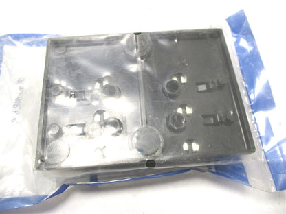 Grote 6 Position Fuse Panel for ATO/ATC Blade Fuses (1982–1982)