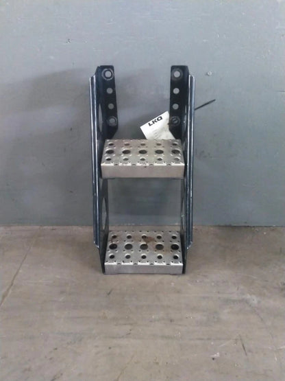 Frame Step for Freightliner Cascadia 126 (2021)