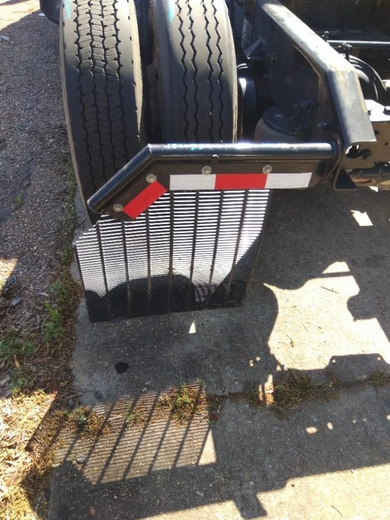 Mud Flap Hanger for Kenworth T680 (2022)