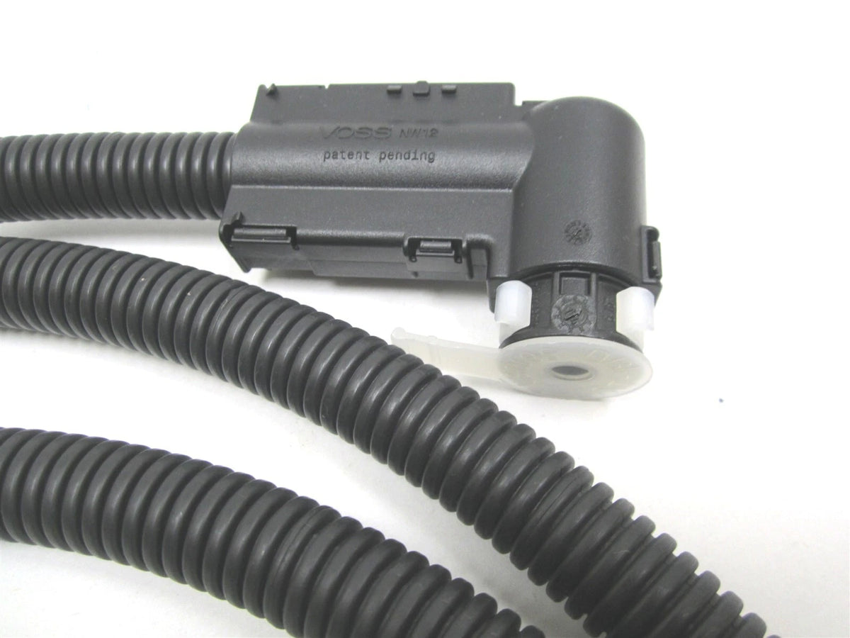 Pressure Line Tube for International 7600 (2004–2008) 4021088C1