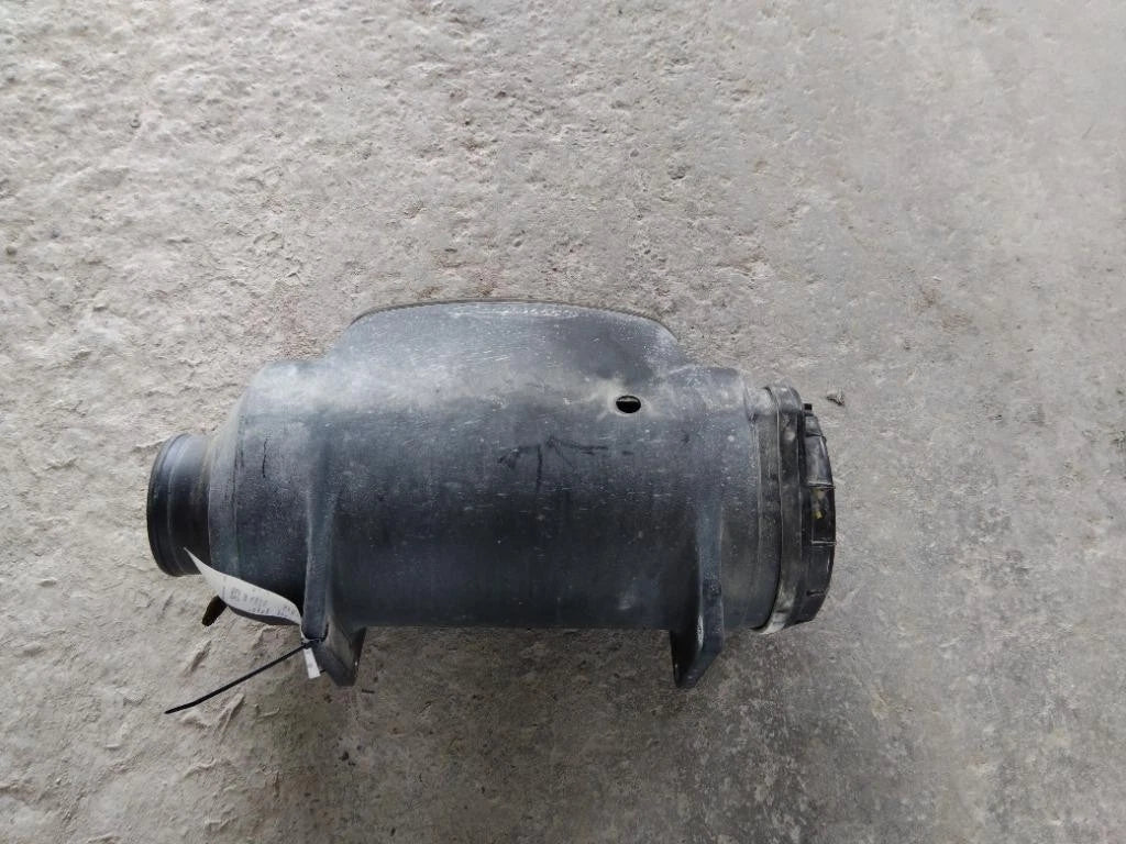 Air Cleaner for Peterbilt 386 (2012)