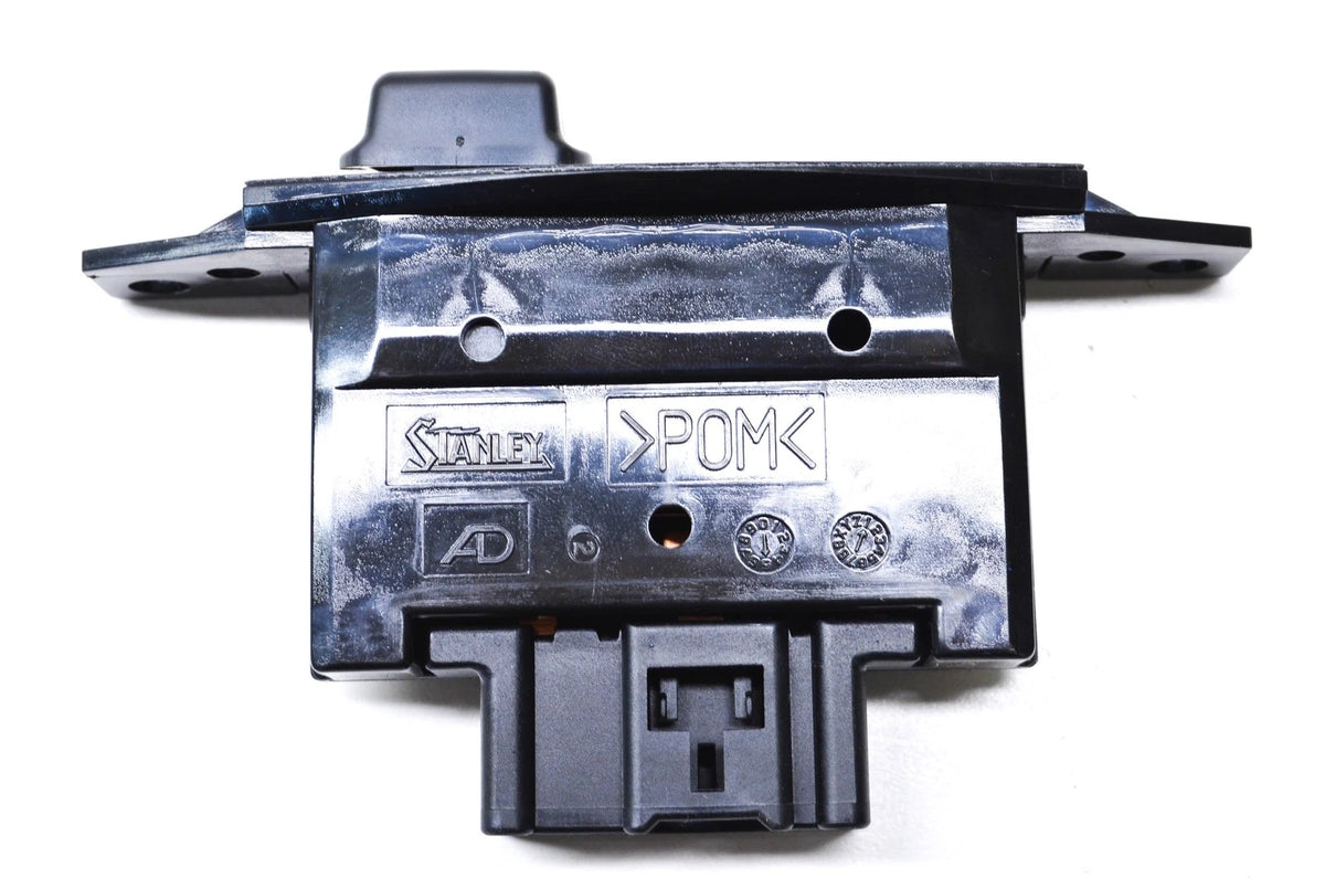 HVAC Temperature Control Dashboard Panel for Mazda LC73 (NOS)