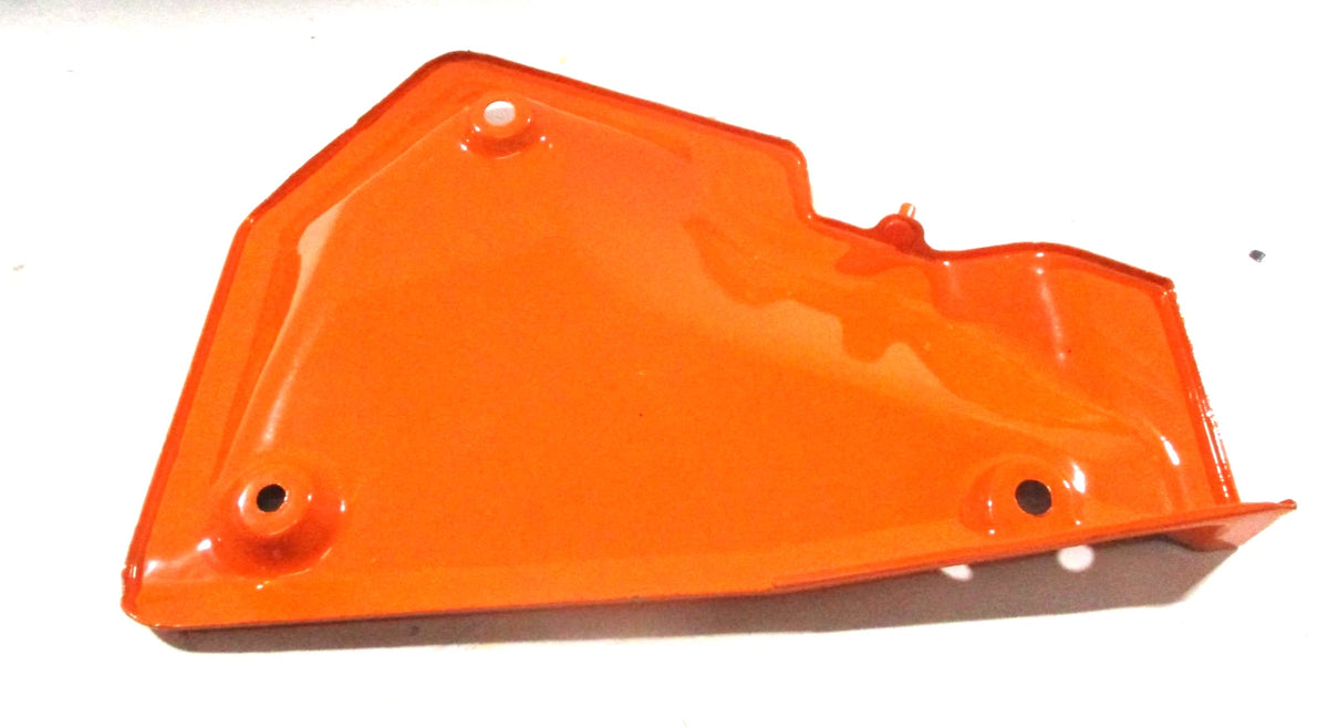 RH Side Cover for Kubota (OEM 31351-24390, 32431-24020, 31351-24370, 31351-24380)