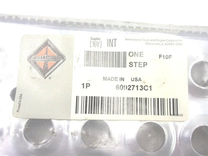 Fuel Tank Step for International (6092713C1) (13-7/8" x 4-1/8" x 1-5/8")