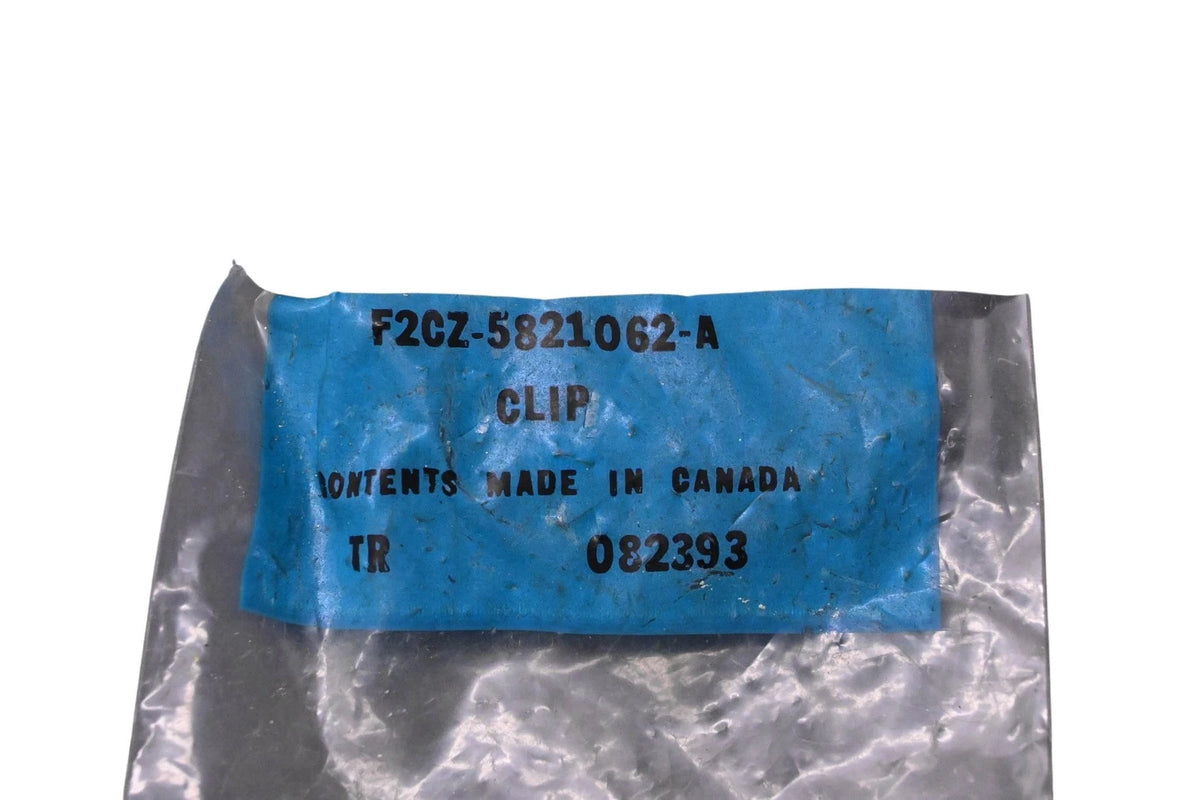 Set of 2 Rear Belt Moulding Retainer Clips for Ford (F2CZ-5821062-A)