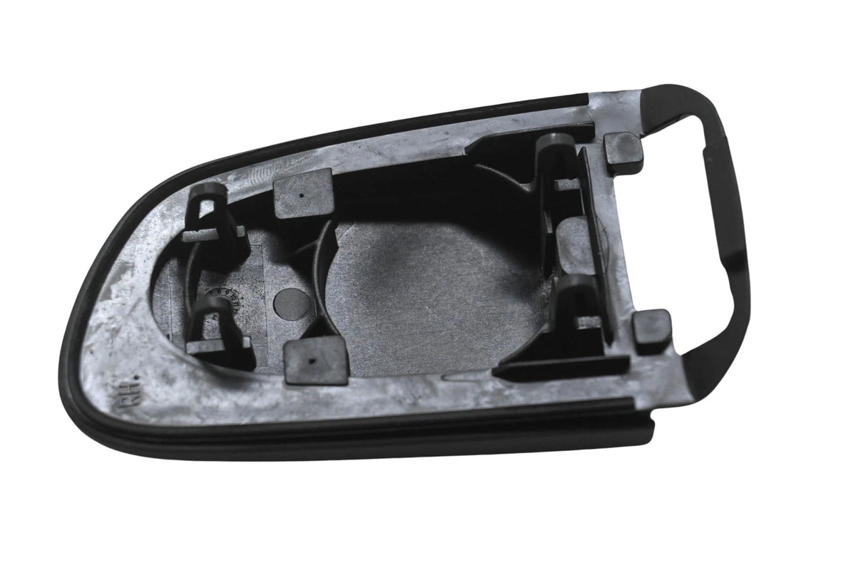 Cover for Volvo (30753904)