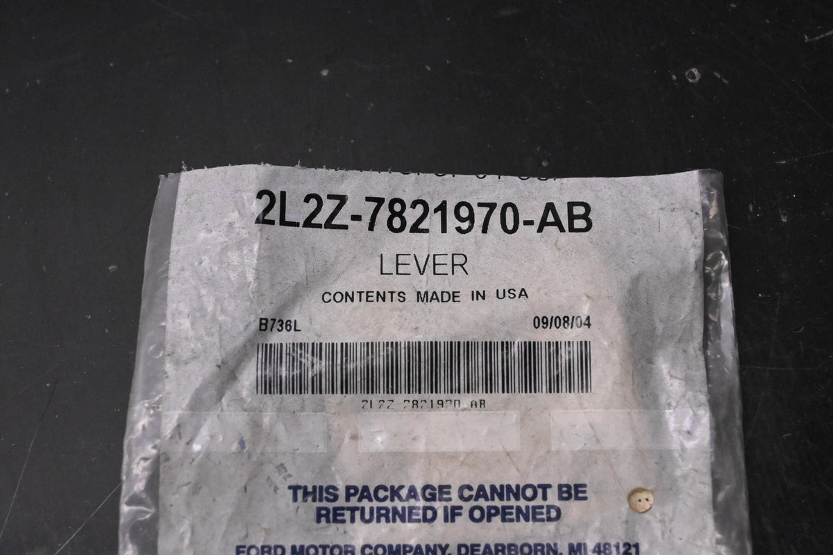 Pink Lever for Ford (2002–2002) 2L2Z-7821970-AB