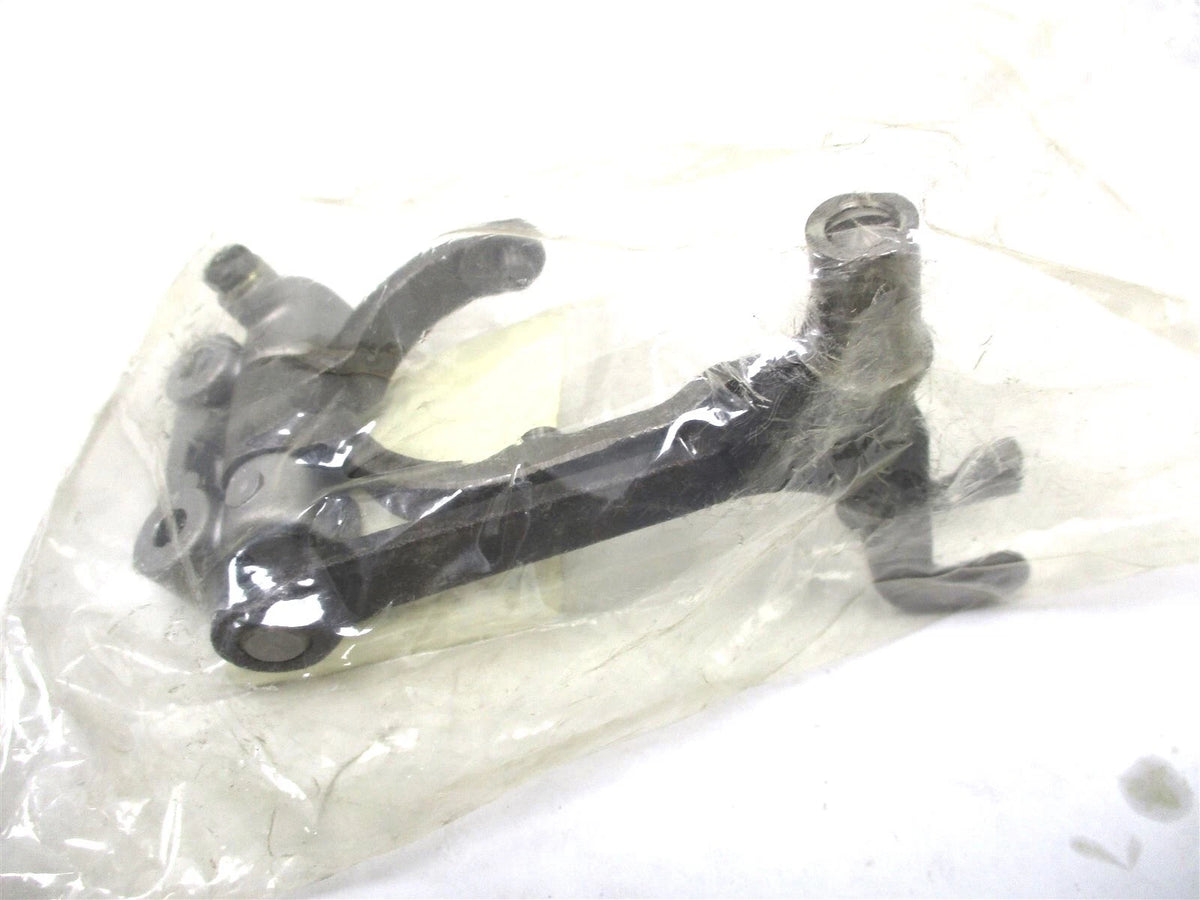 Fork Lever for Kubota D902 (1E132-56052, 1E132-56054)