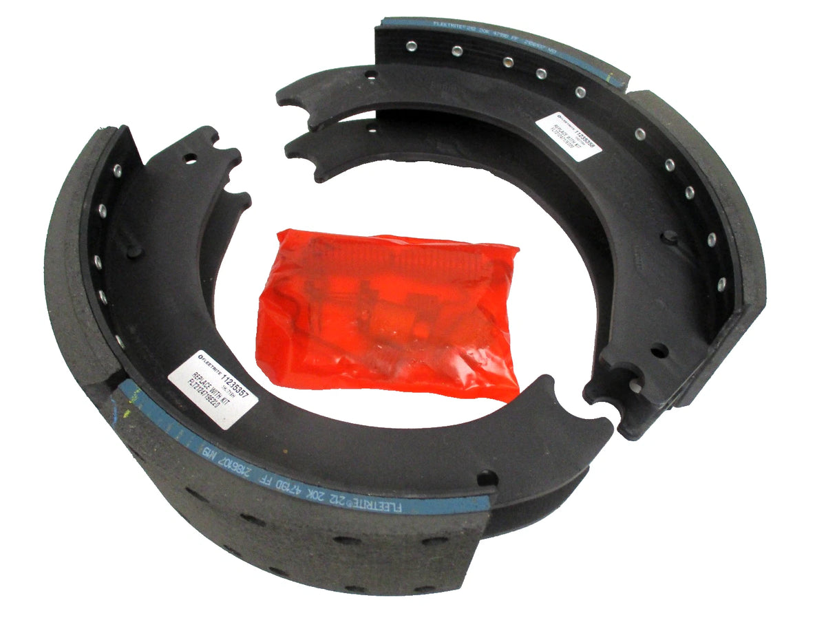Drum Brake Shoe Kit with Hardware for Fleetrite FLT2124719E220 (20K, 16.5 x 5)