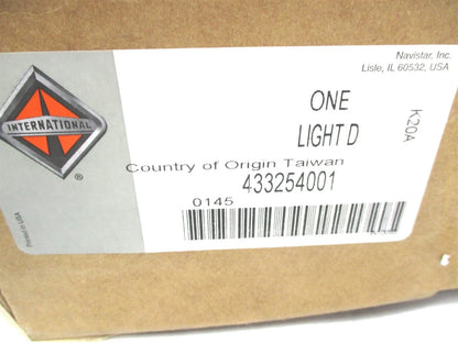 7" Amber Park or Turn Light for International Bus (OEM 433254001, 92817900)