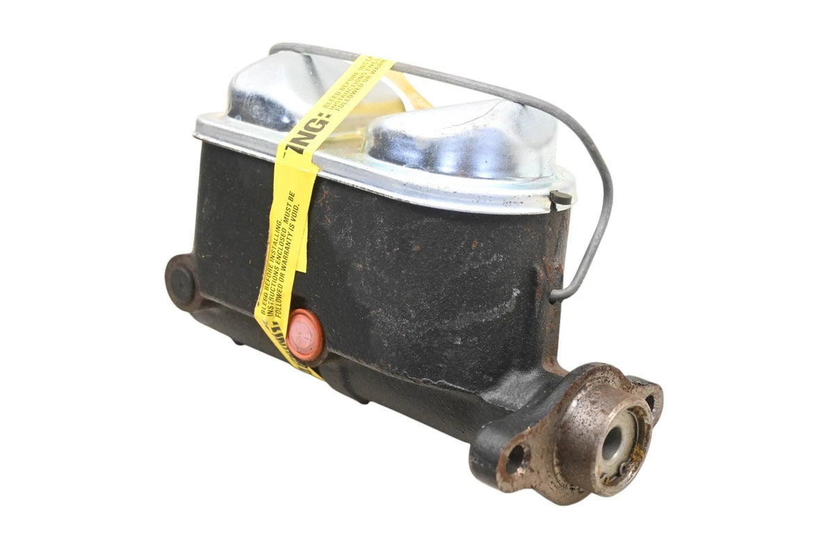 Brake Master Cylinder Assembly for EIS E84054 (NOS)