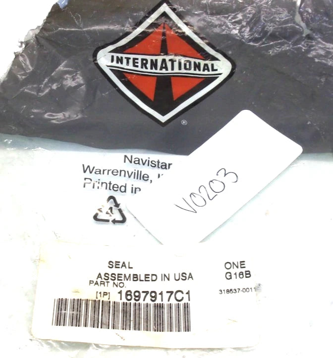 Front Wheel Bearing Oil Seal for International (1697917C1)