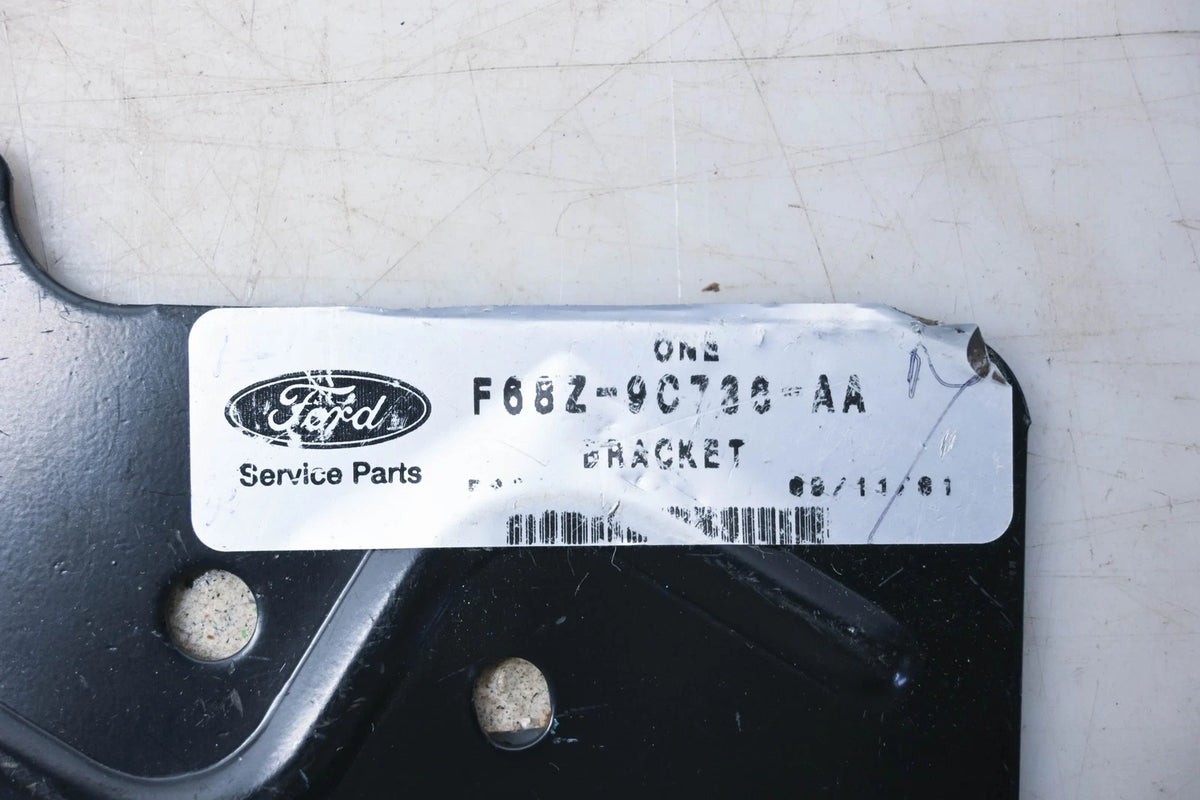 Electrical Cruise Servo Bracket for Ford (F68Z-9C736-AA)