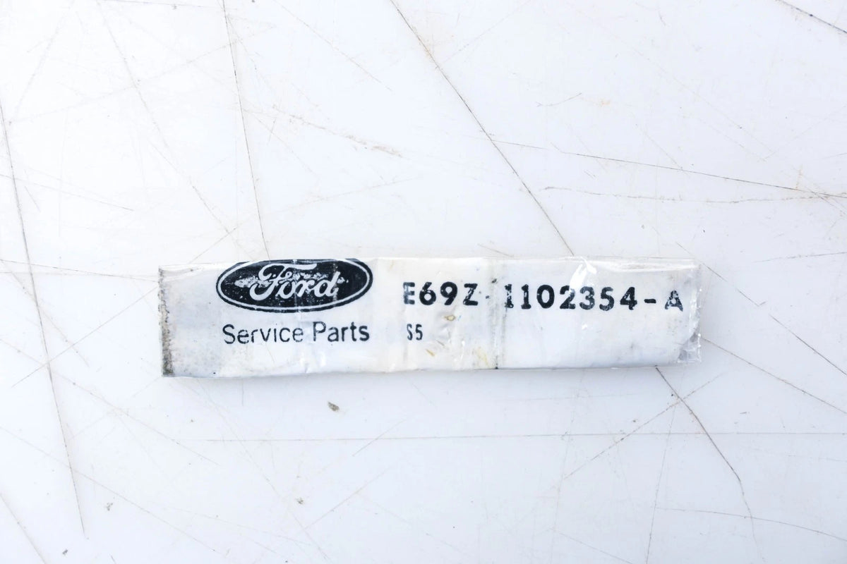 Bracket for Ford (E69Z-1102354-A)