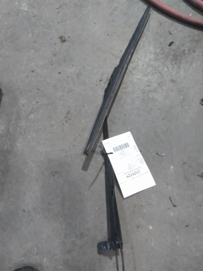 Windshield Wiper Assembly for International 7400 (2006) Left